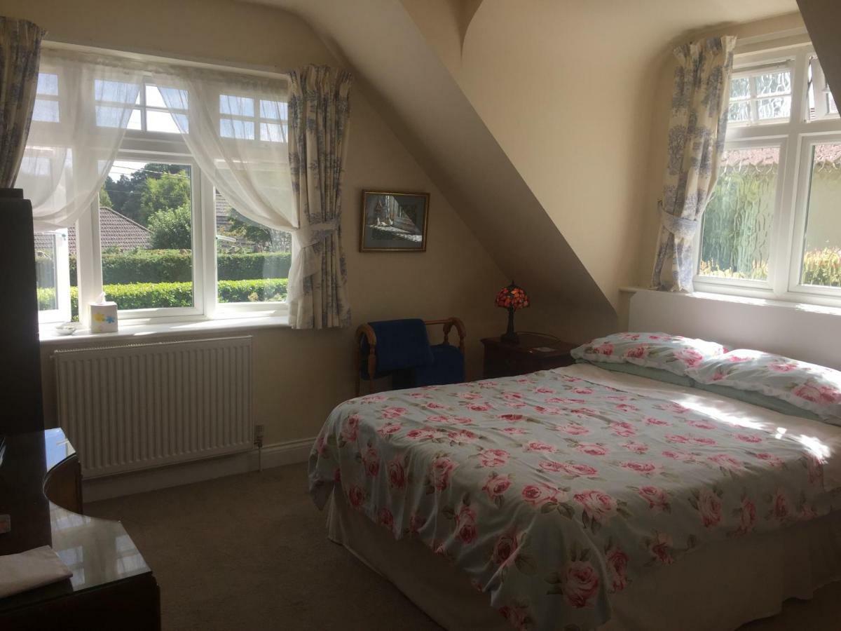 Heatherdene House Corfe Mullen